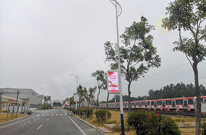 led燈桿屏|智慧燈桿屏|led廣告機(jī)|智慧路燈屏|戶外LED廣告機(jī)|燈桿屏|智慧燈桿|智慧路燈